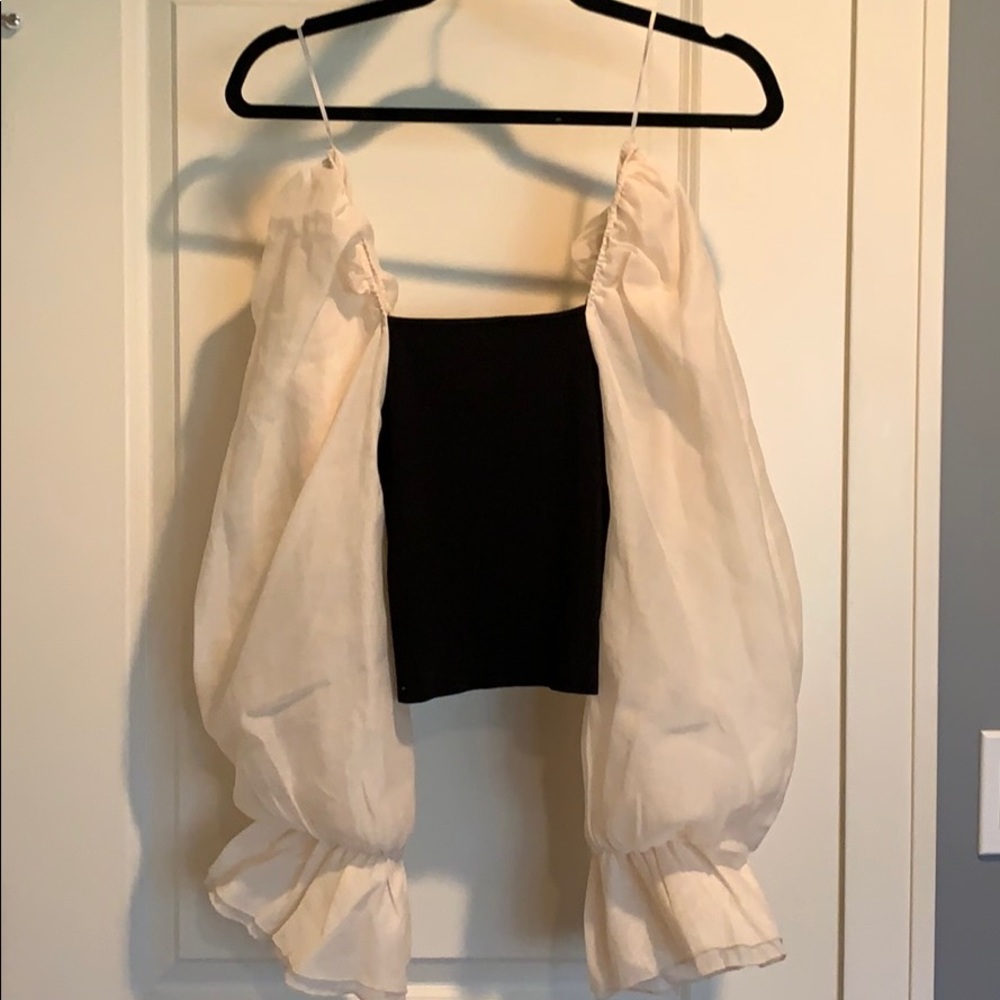Zara Off the shoulder top with fitted bodice